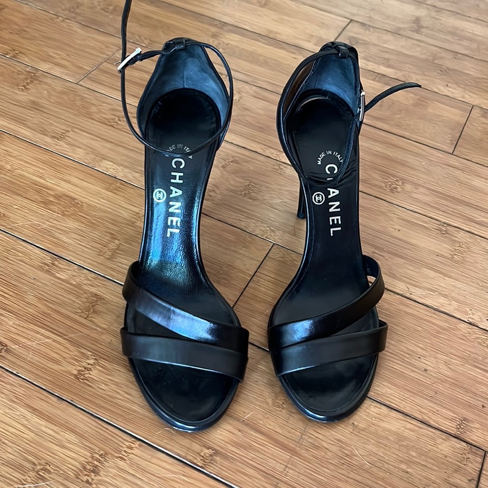 Vintage CHANEL Strap Heels